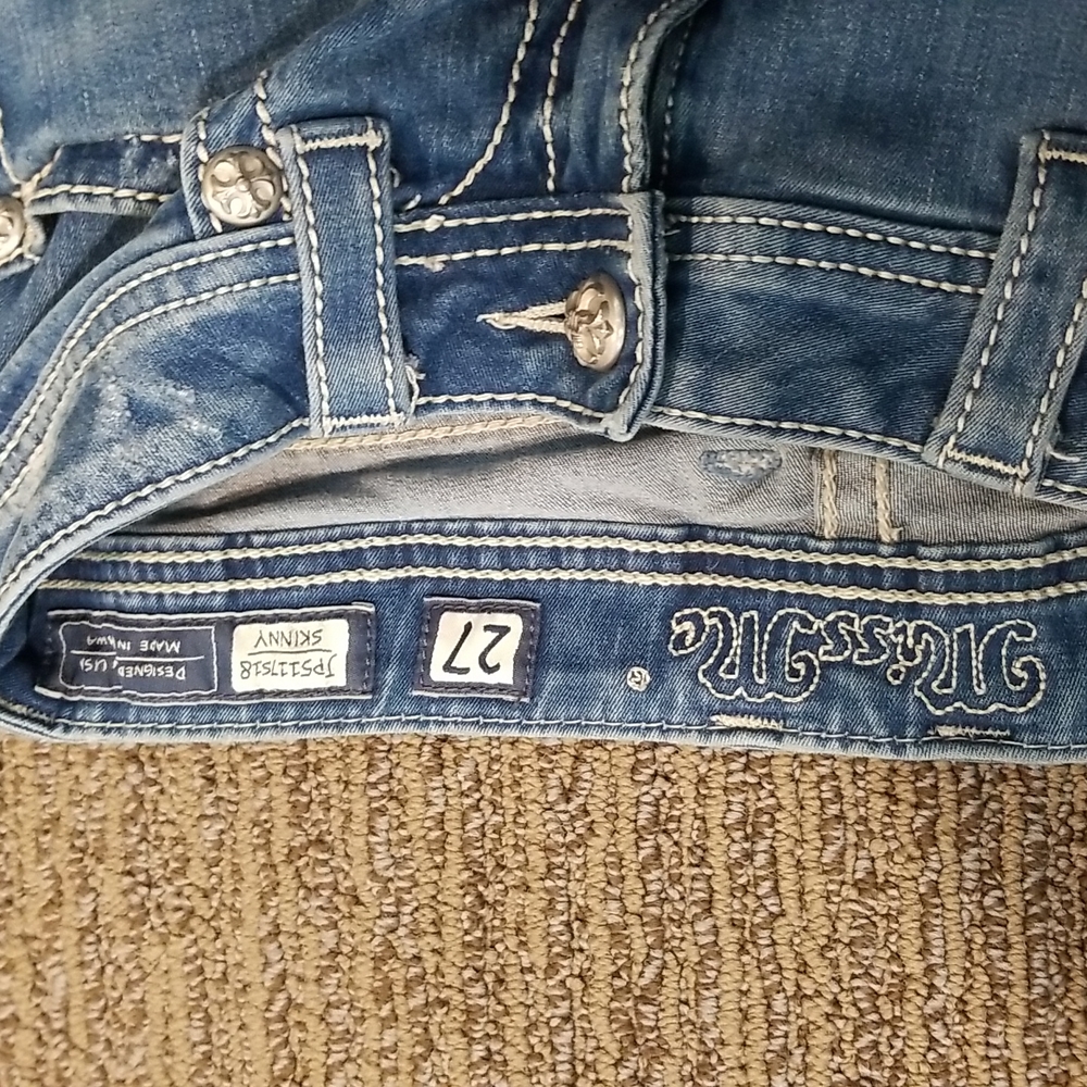 Miss Me Skinny Jean's Size 27 - Picture 13 of 16